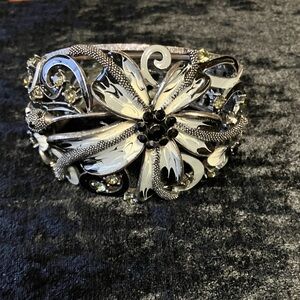 Vintage Black and White Floral Bracelet